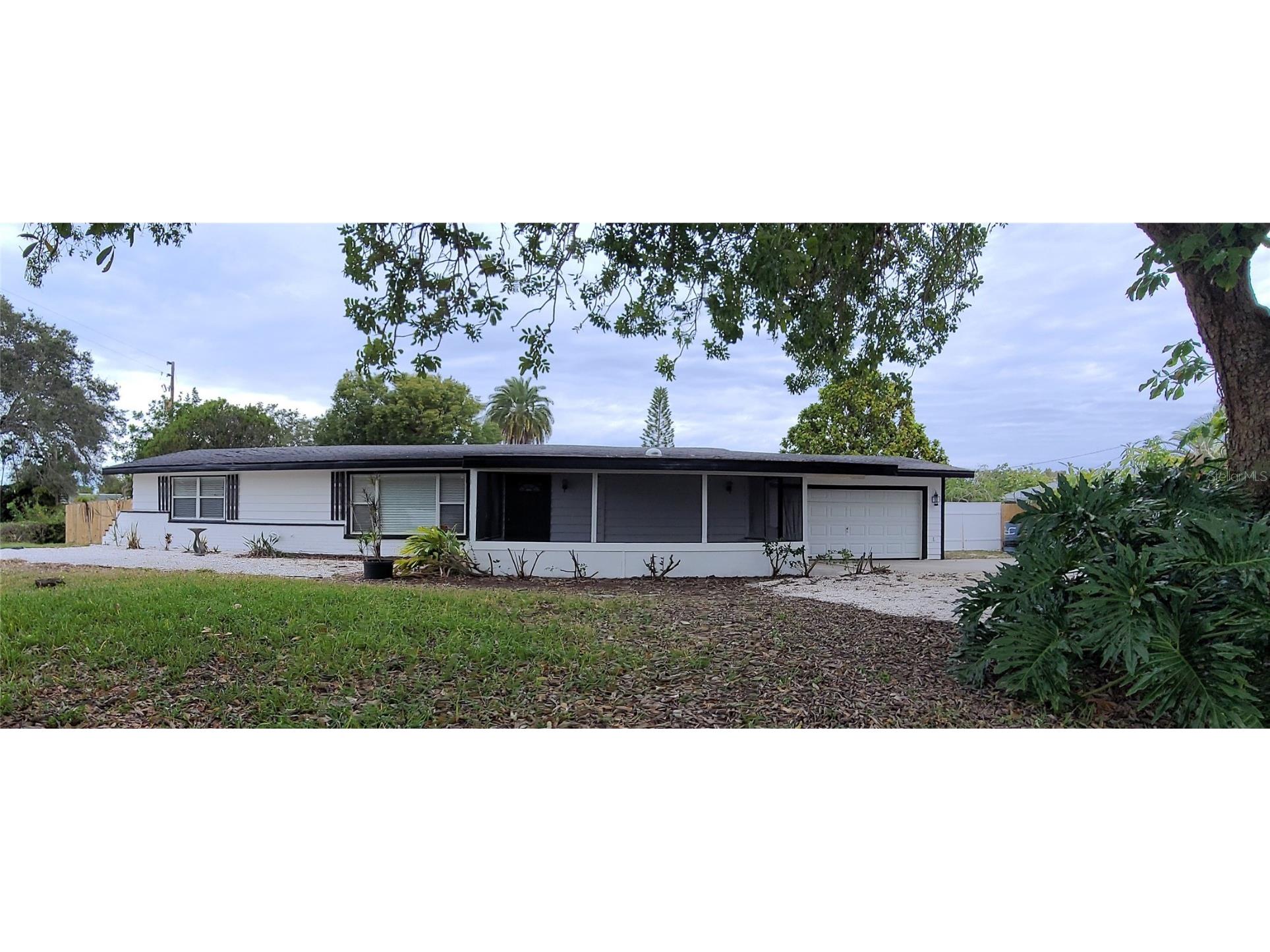 2505 Fruit Tree Drive Sarasota FL 34239 O6171466 image1