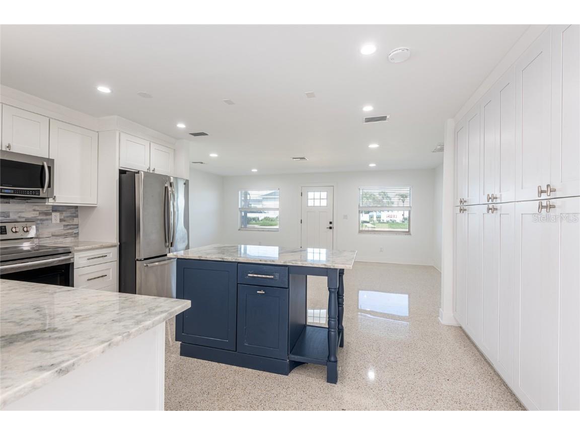 2505 Gulf Boulevard Belleair Beach FL 33786 - GULF OF MEXICO TB8458191 image13