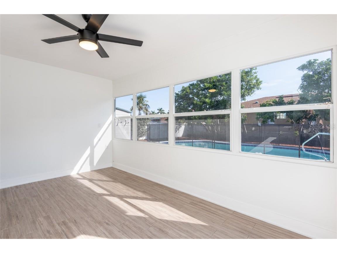 2505 Gulf Boulevard Belleair Beach FL 33786 - GULF OF MEXICO TB8458191 image16