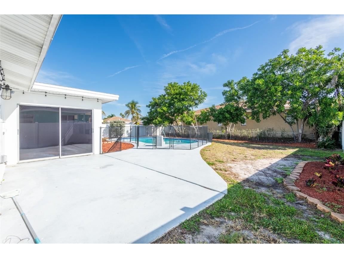 2505 Gulf Boulevard Belleair Beach FL 33786 - GULF OF MEXICO TB8458191 image24