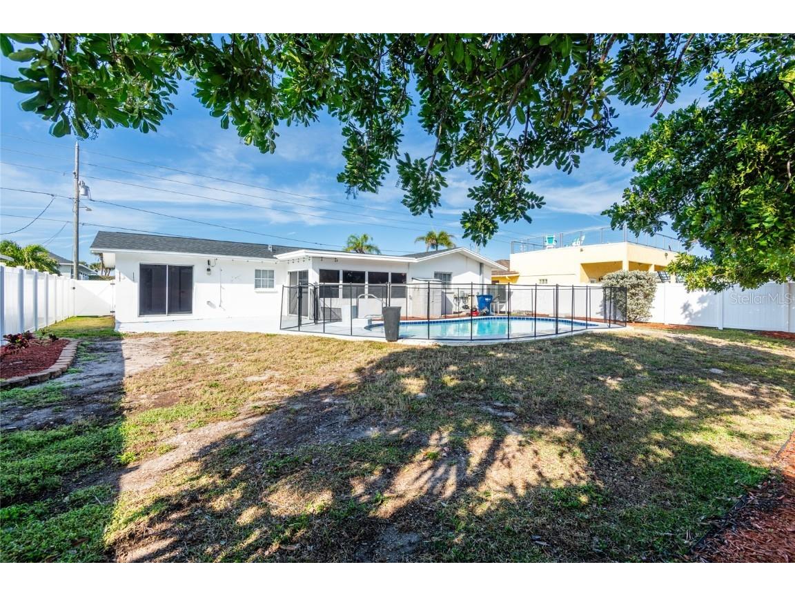 2505 Gulf Boulevard Belleair Beach FL 33786 - GULF OF MEXICO TB8458191 image26