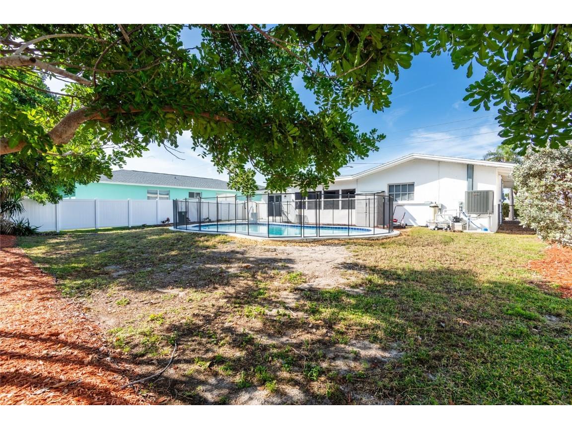 2505 Gulf Boulevard Belleair Beach FL 33786 - GULF OF MEXICO TB8458191 image27