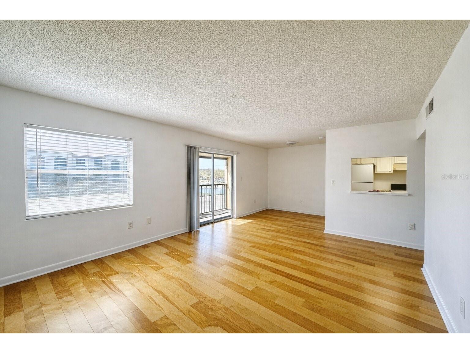 2505 N Alafaya Trail #8 Orlando FL 32826 O6391821 image4