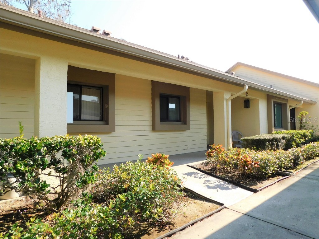 2505 Oakleaf Lane #24C Clearwater FL 33763 U8208928 image1