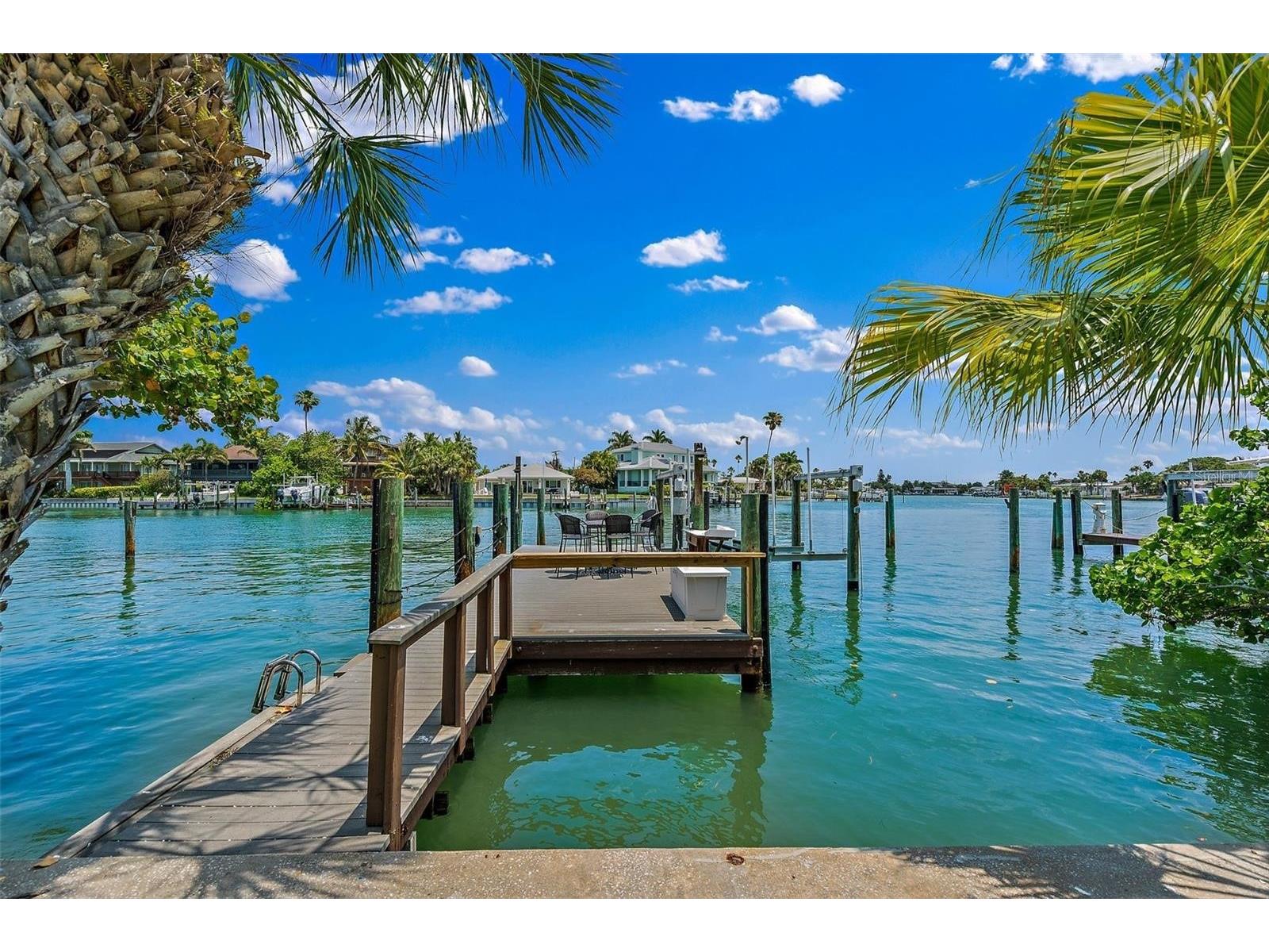 2505 Pass A Grille Way Saint Pete Beach FL 33706 TB8481347 image1