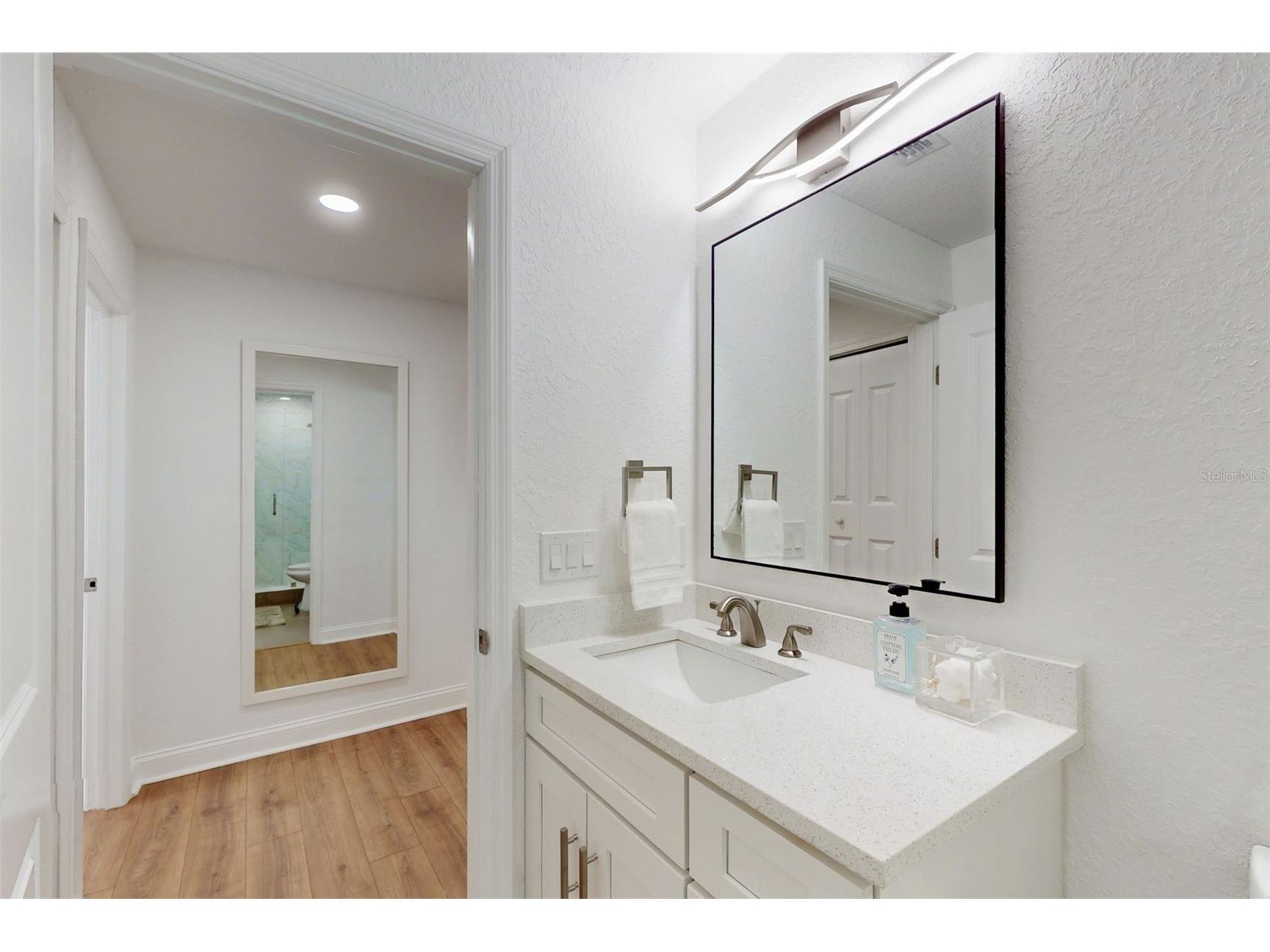 2505 W North B Street Tampa FL 33609 TB8515027 image24