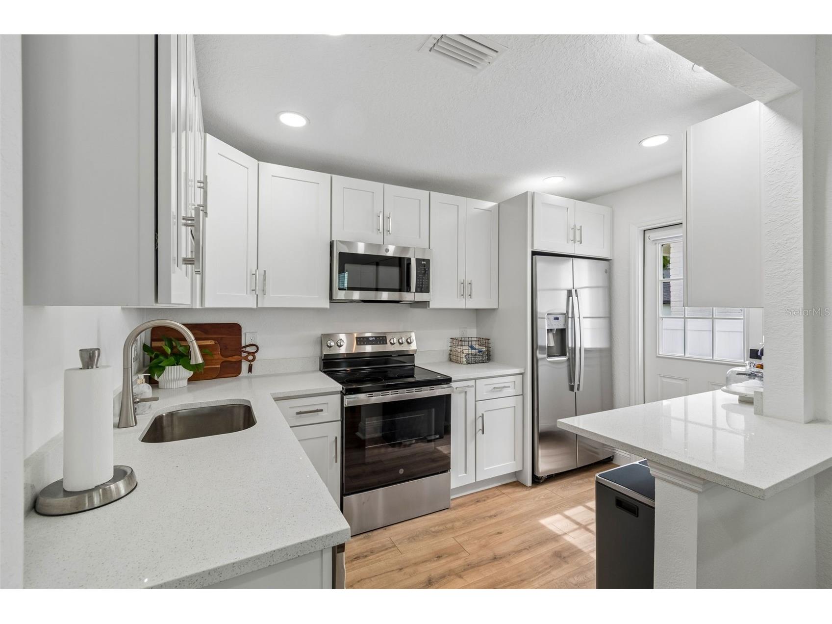 2505 W North B Street Tampa FL 33609 TB8515313 image12