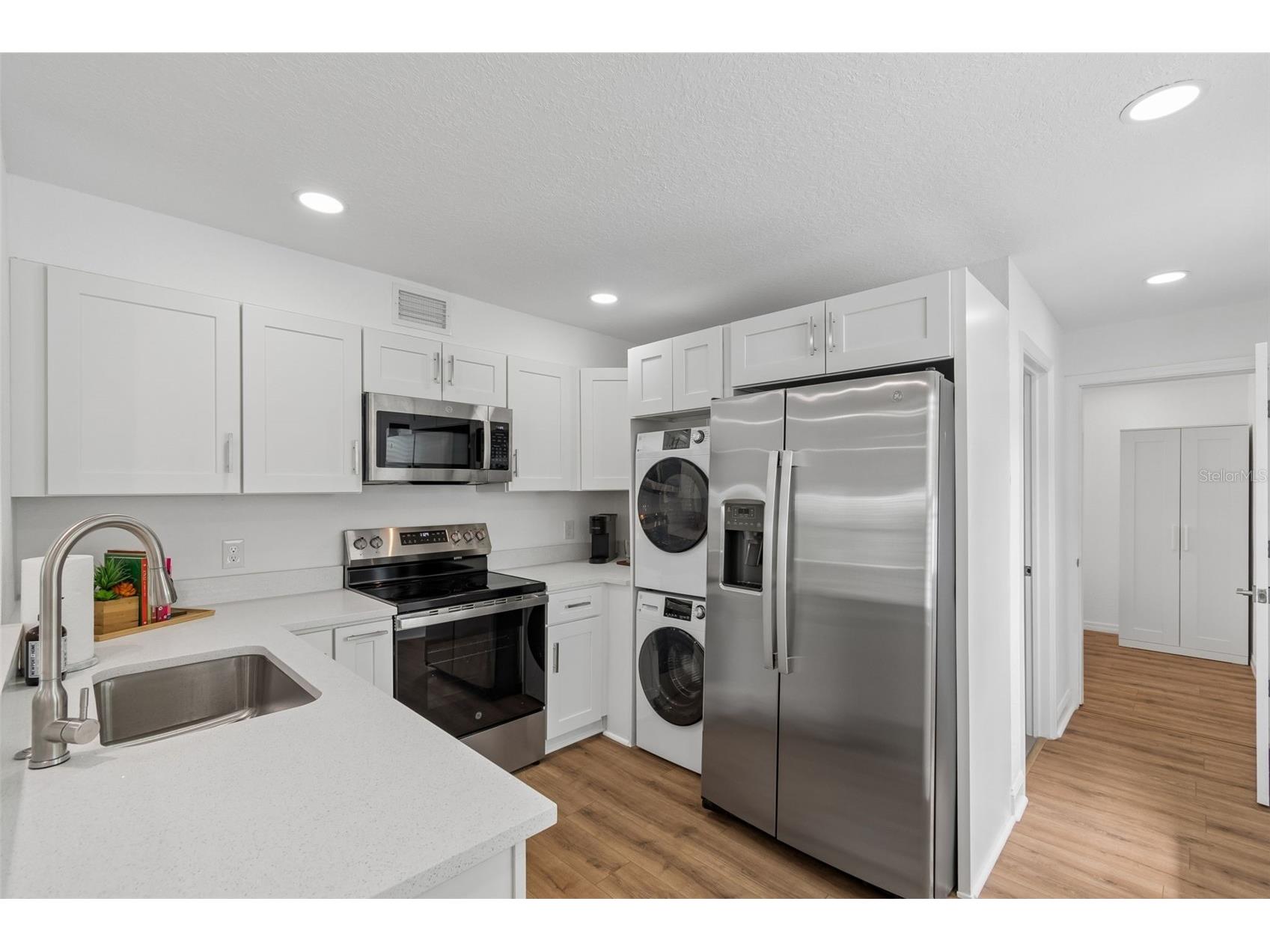 2505 W North B Street Tampa FL 33609 TB8515313 image32