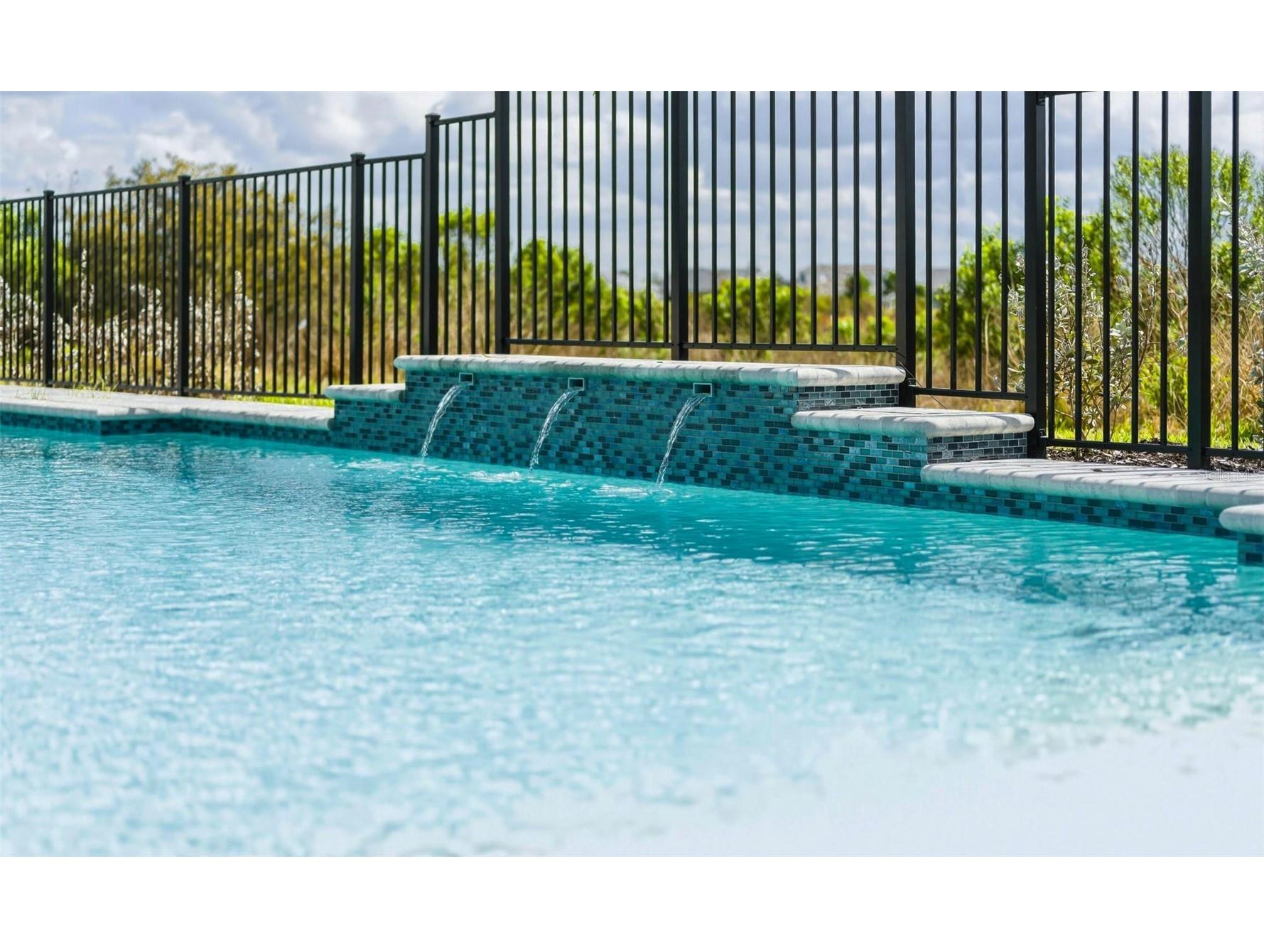 2505 Waterfront Circle Sarasota FL 34240 A4684862 image3