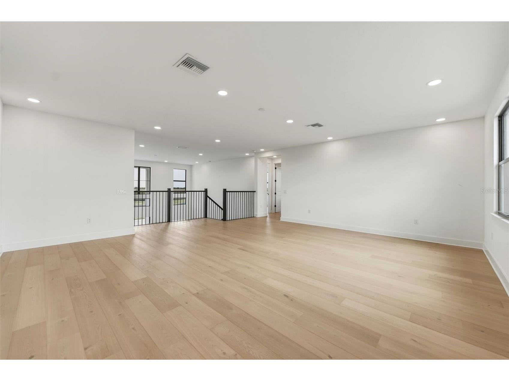 2505 Waterfront Circle Sarasota FL 34240 A4684862 image39