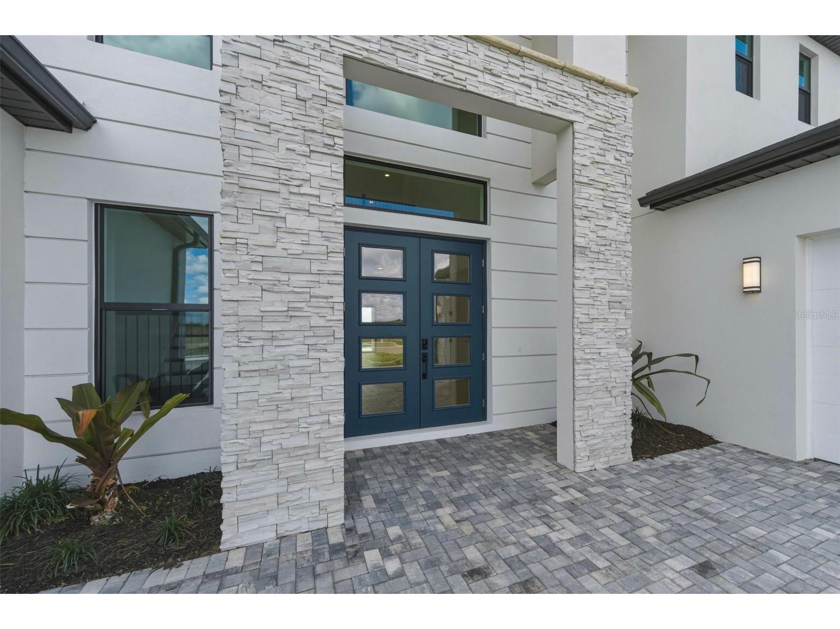 2505 Waterfront Circle Sarasota FL 34240 A4684862 image51