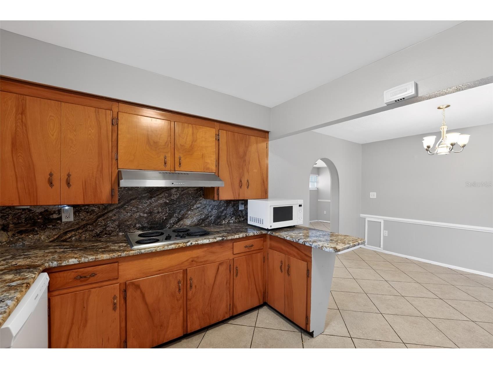 2505 Wood Street Sarasota FL 34237 A4696166 image16