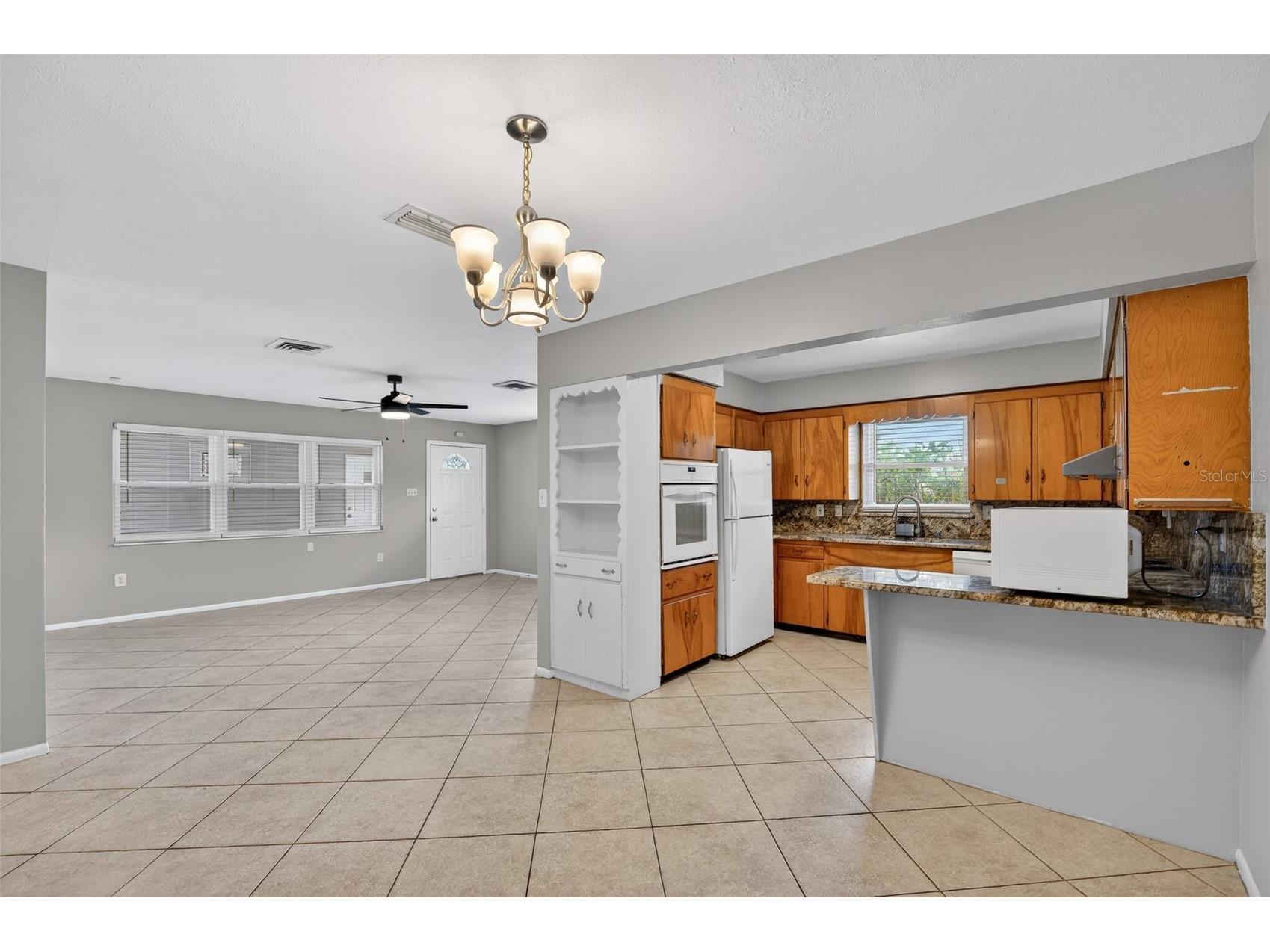 2505 Wood Street Sarasota FL 34237 A4696166 image19