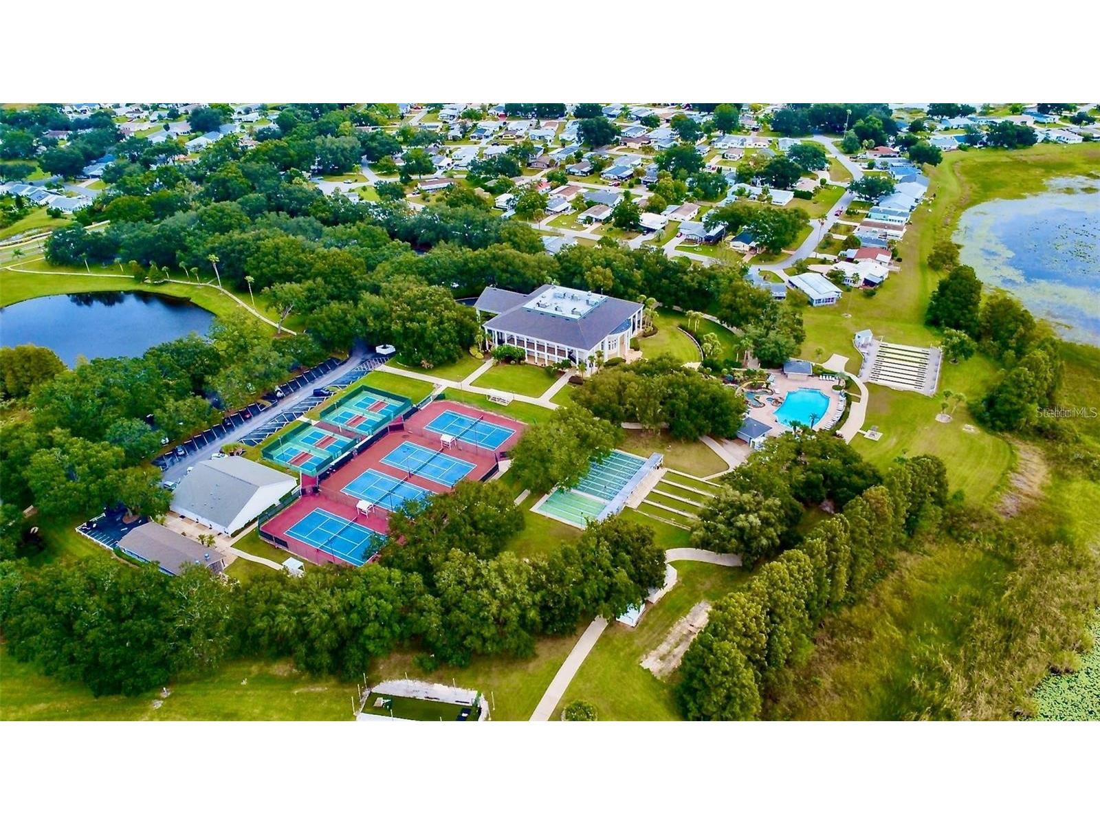 25051 Betton Hill Leesburg FL 34748 G5106645 image44