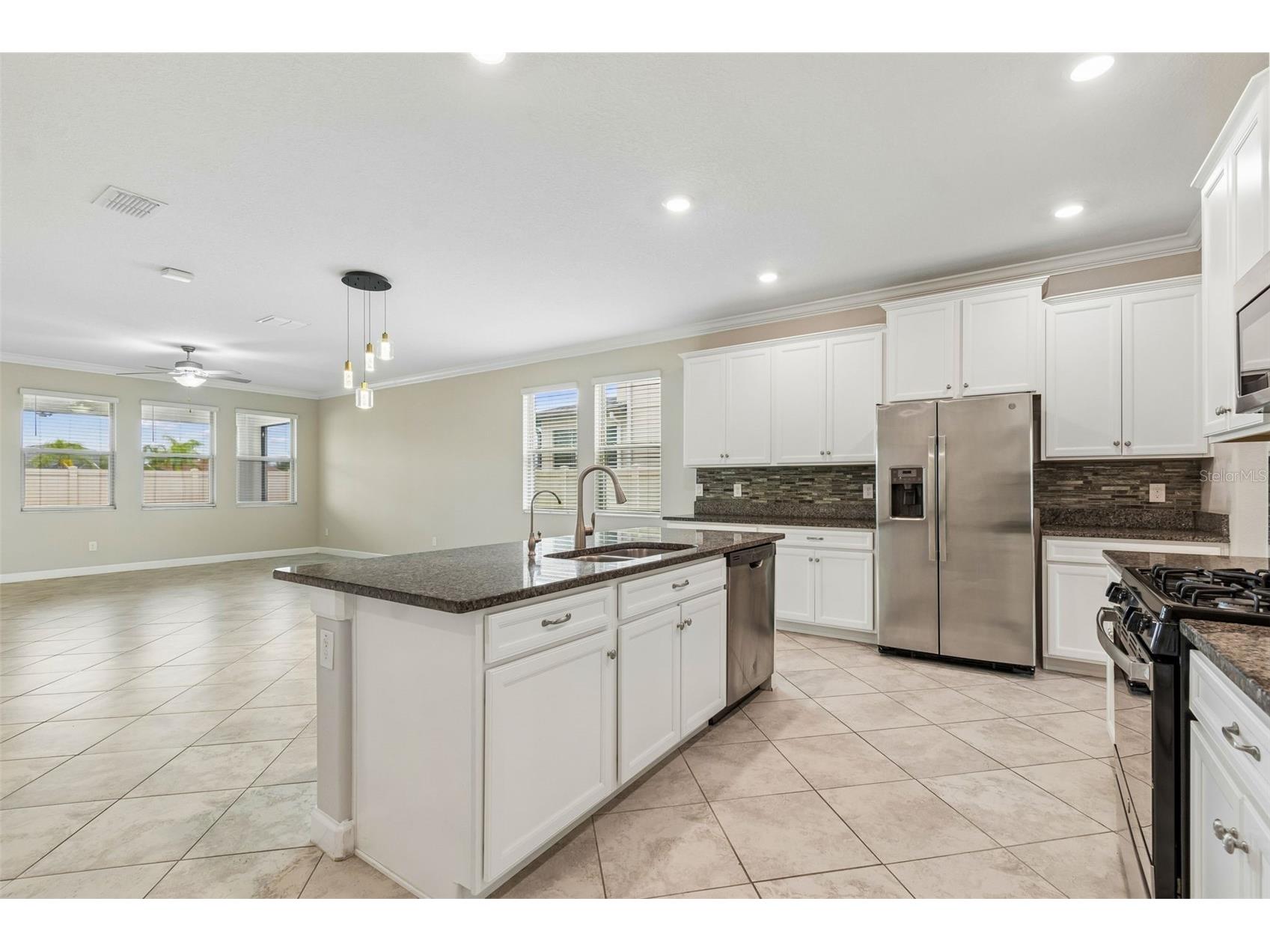 25057 Lambrusco Loop Lutz FL 33559 TB8529147 image12