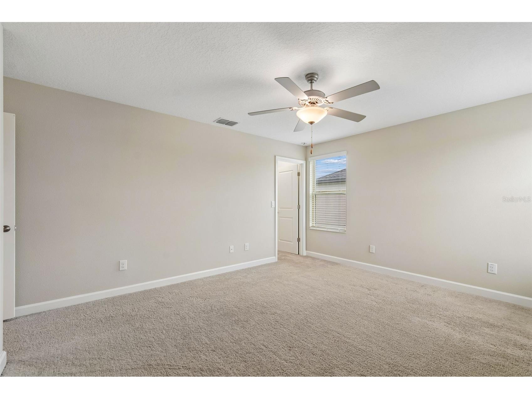25057 Lambrusco Loop Lutz FL 33559 TB8529147 image40