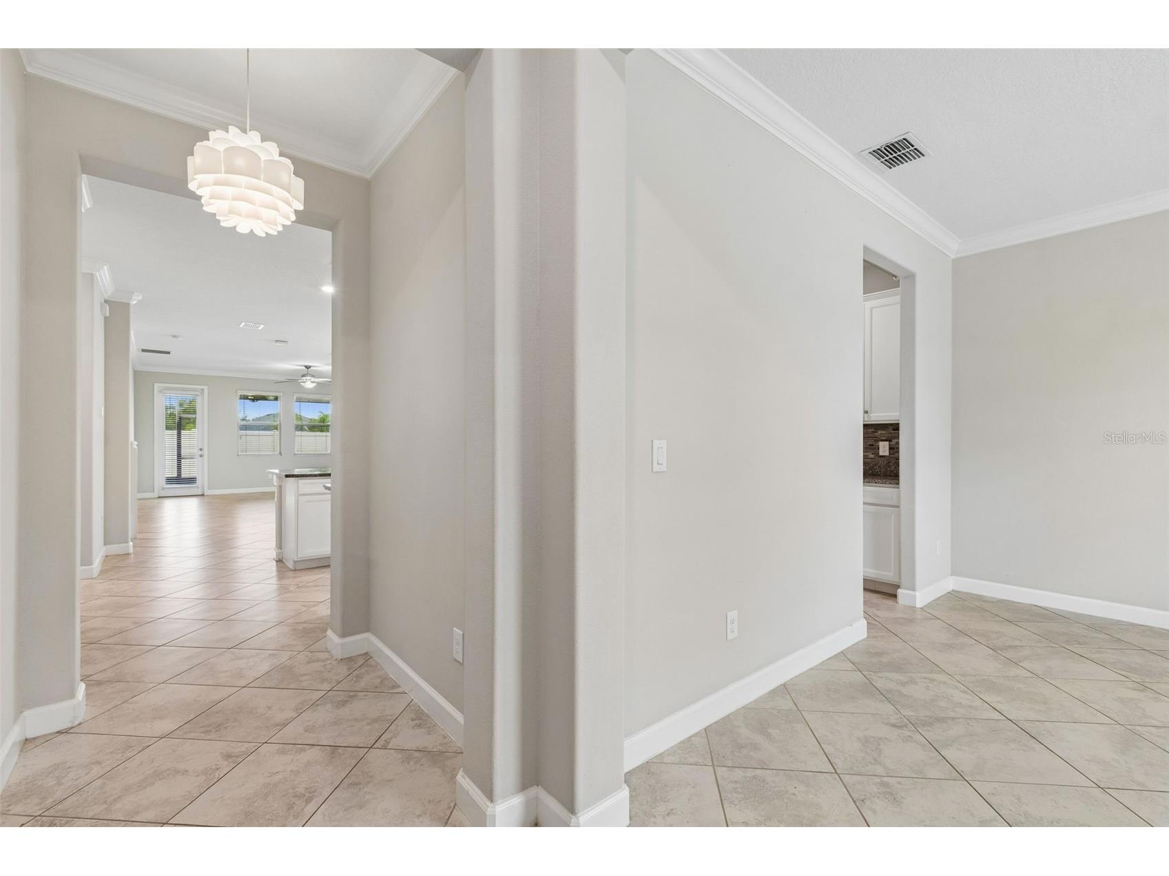 25057 Lambrusco Loop Lutz FL 33559 TB8529385 image12