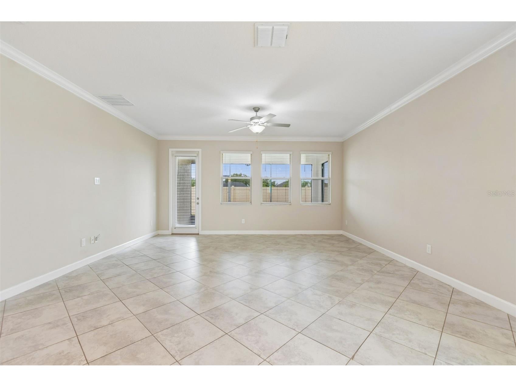 25057 Lambrusco Loop Lutz FL 33559 TB8529385 image19