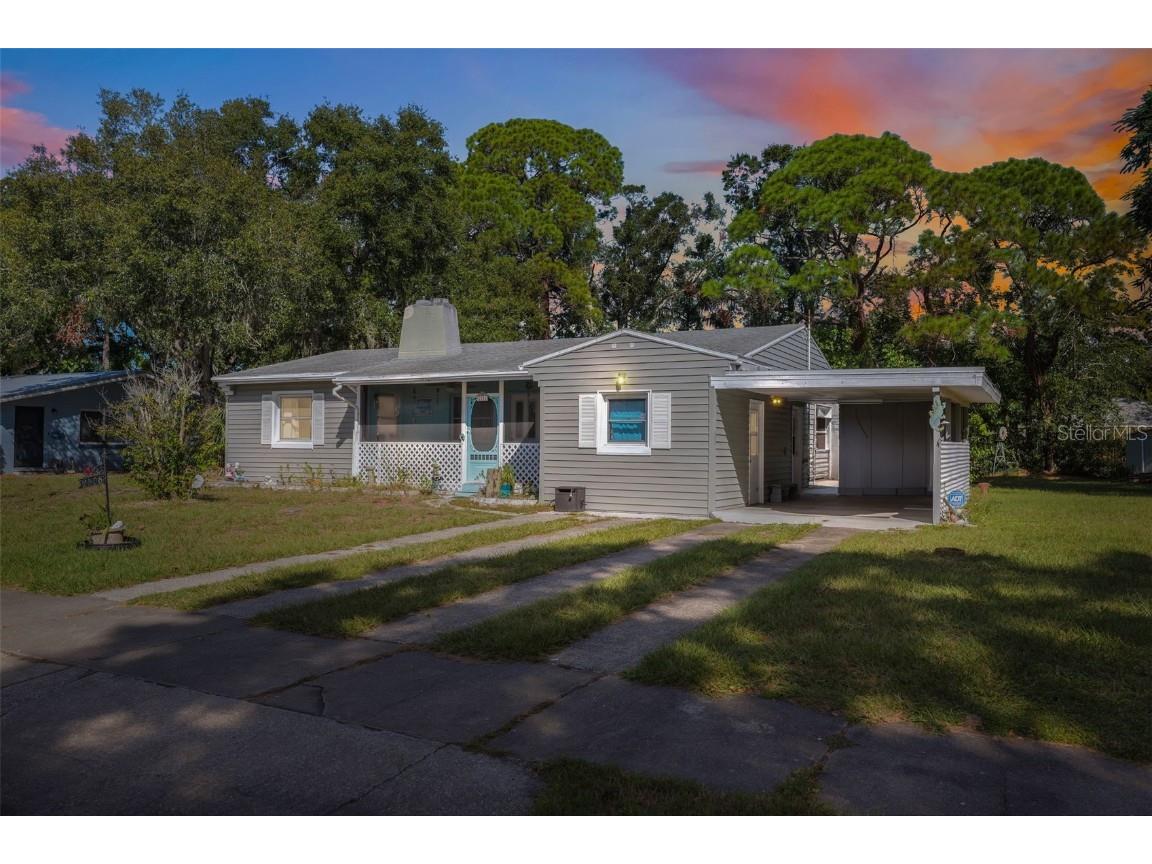 2506 15th Avenue W Bradenton FL 34205 W7859173 image1