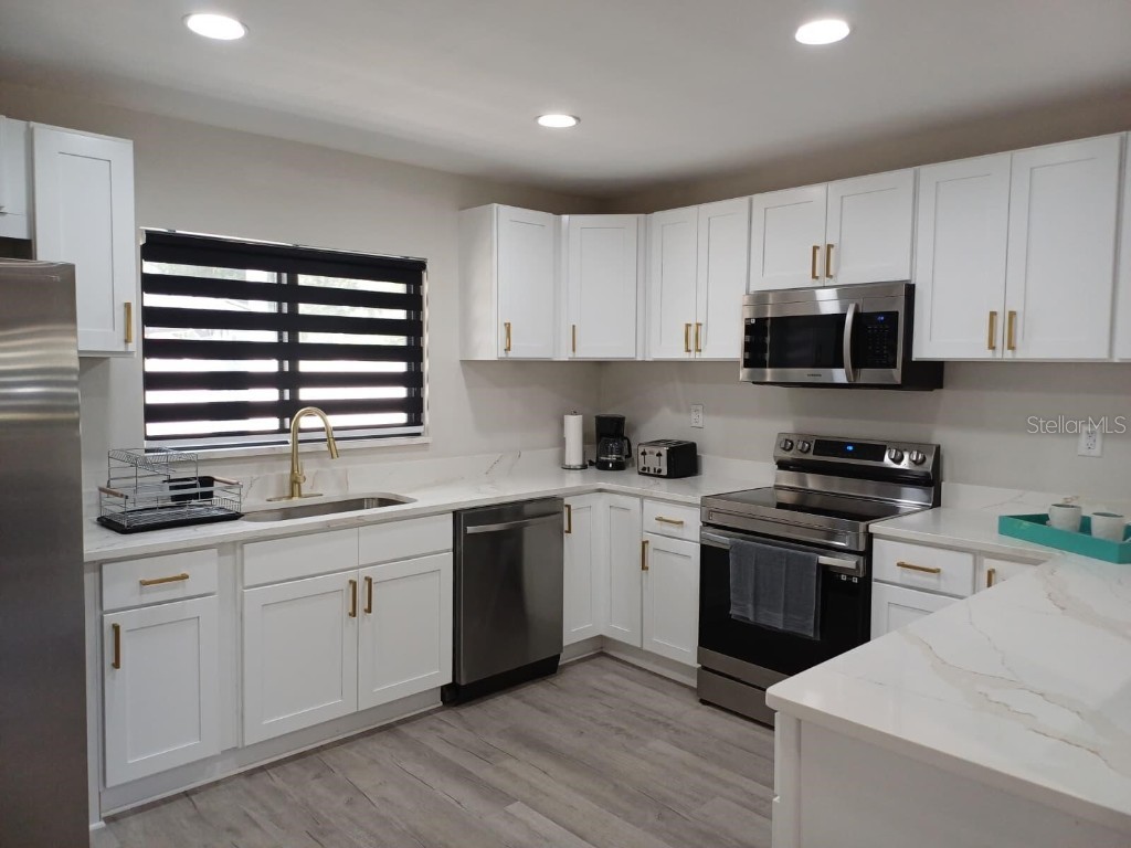 2506 18th Avenue W Bradenton FL 34205 O6347717 image3