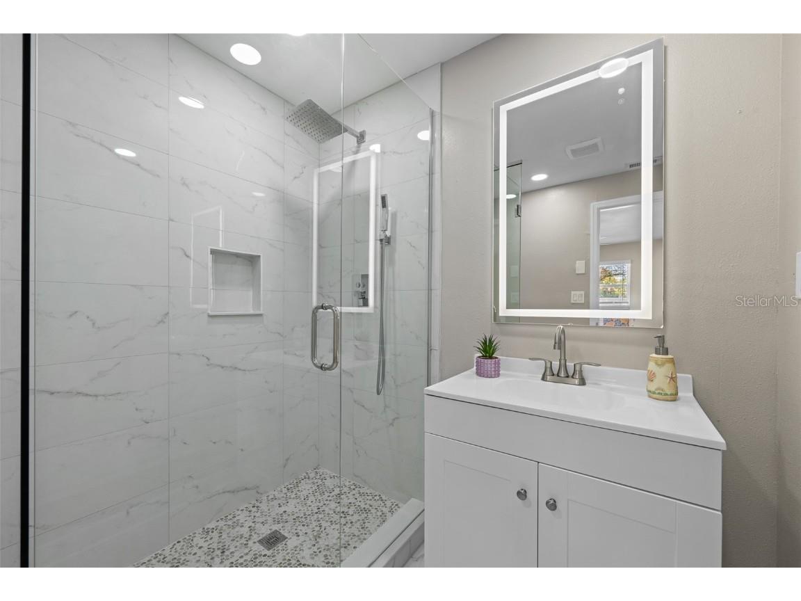 2506 Bay Boulevard Indian Rocks Beach FL 33785 TB8447660 image16