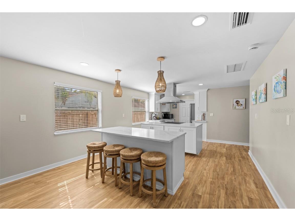 2506 Bay Boulevard Indian Rocks Beach FL 33785 TB8447660 image5