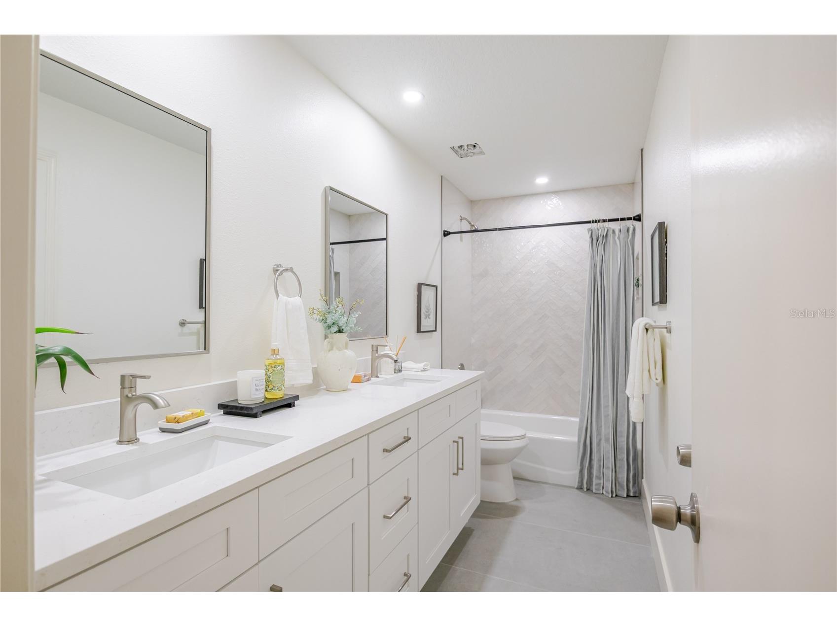 2506 College Hill Drive Brandon FL 33511 TB8464282 image21