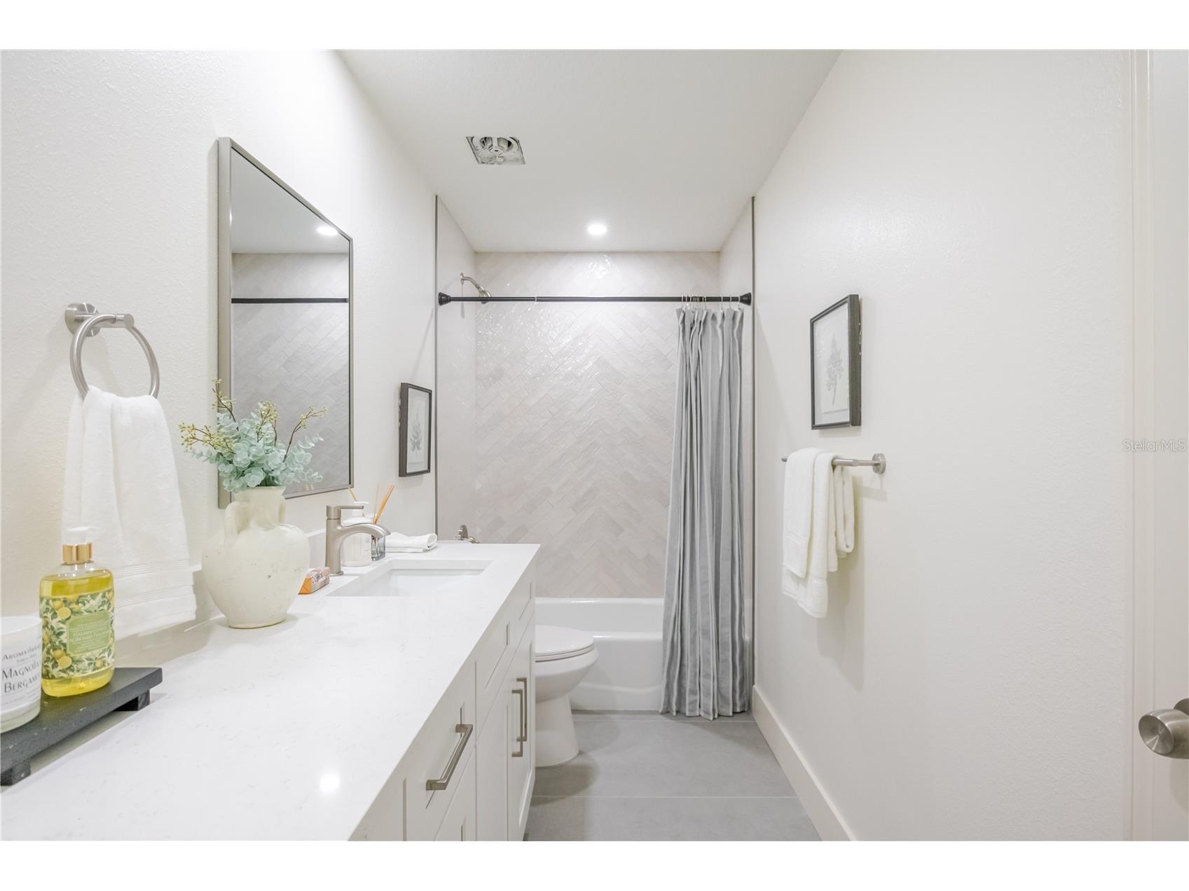 2506 College Hill Drive Brandon FL 33511 TB8464282 image22