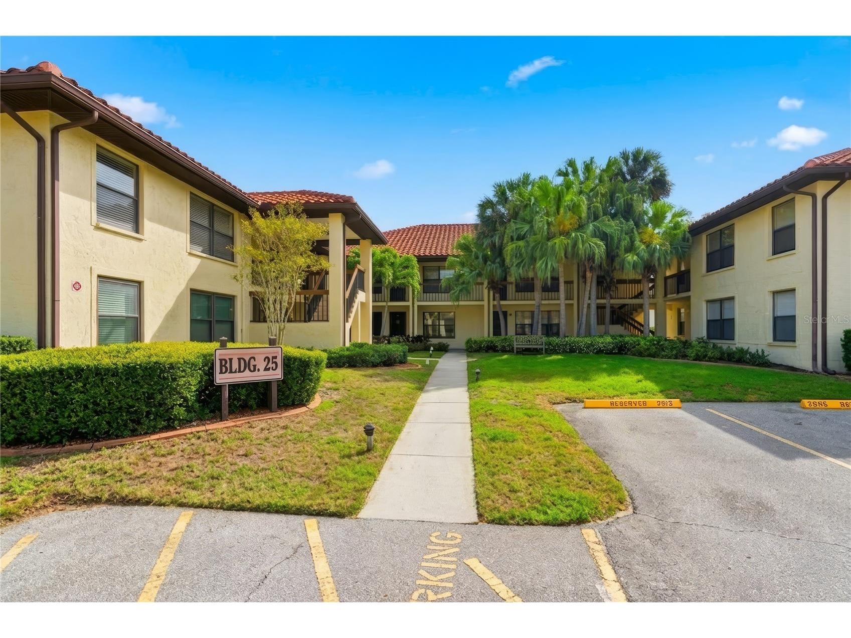 2506 Hammock Court #2506 Clearwater FL 33761 TB8486173 image1