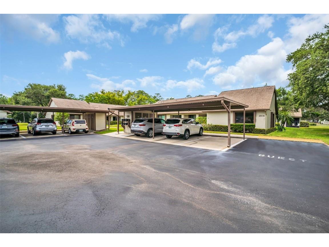 2506 Laurelwood Drive #4C Clearwater FL 33763 TB8379276 image1