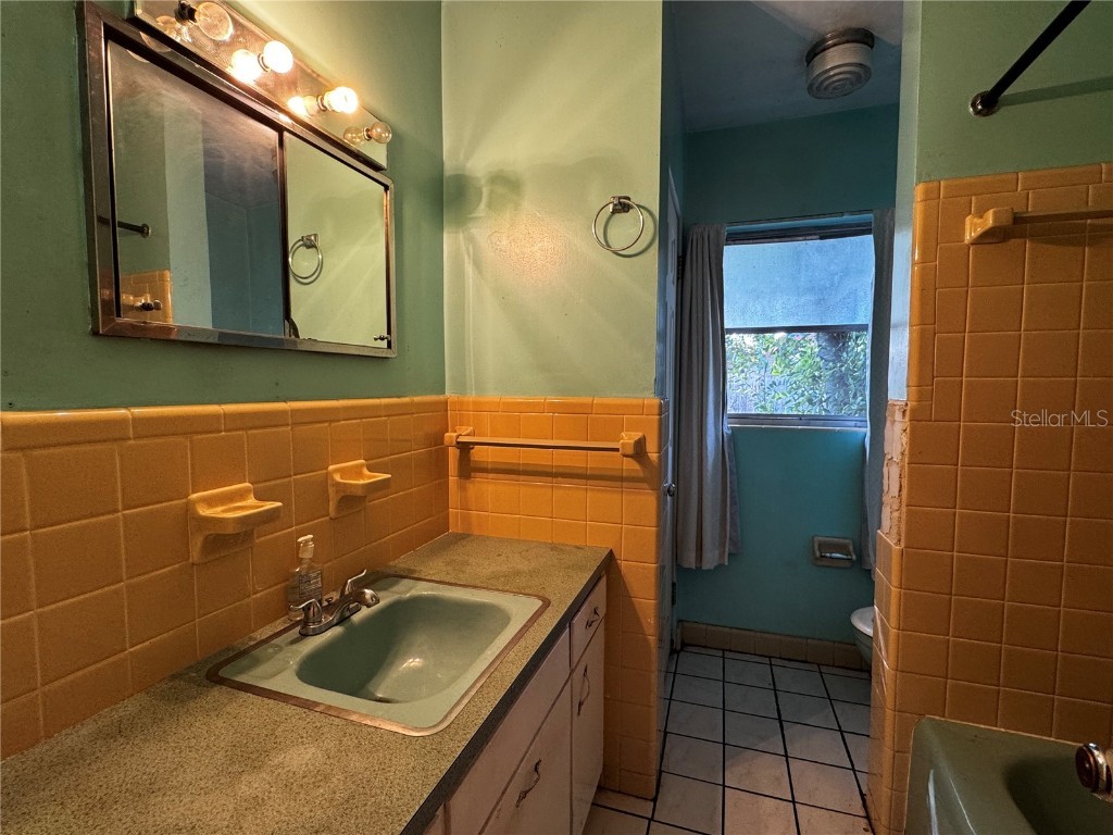 2506 Martinwood Drive Orlando FL 32808 O6351205 image13