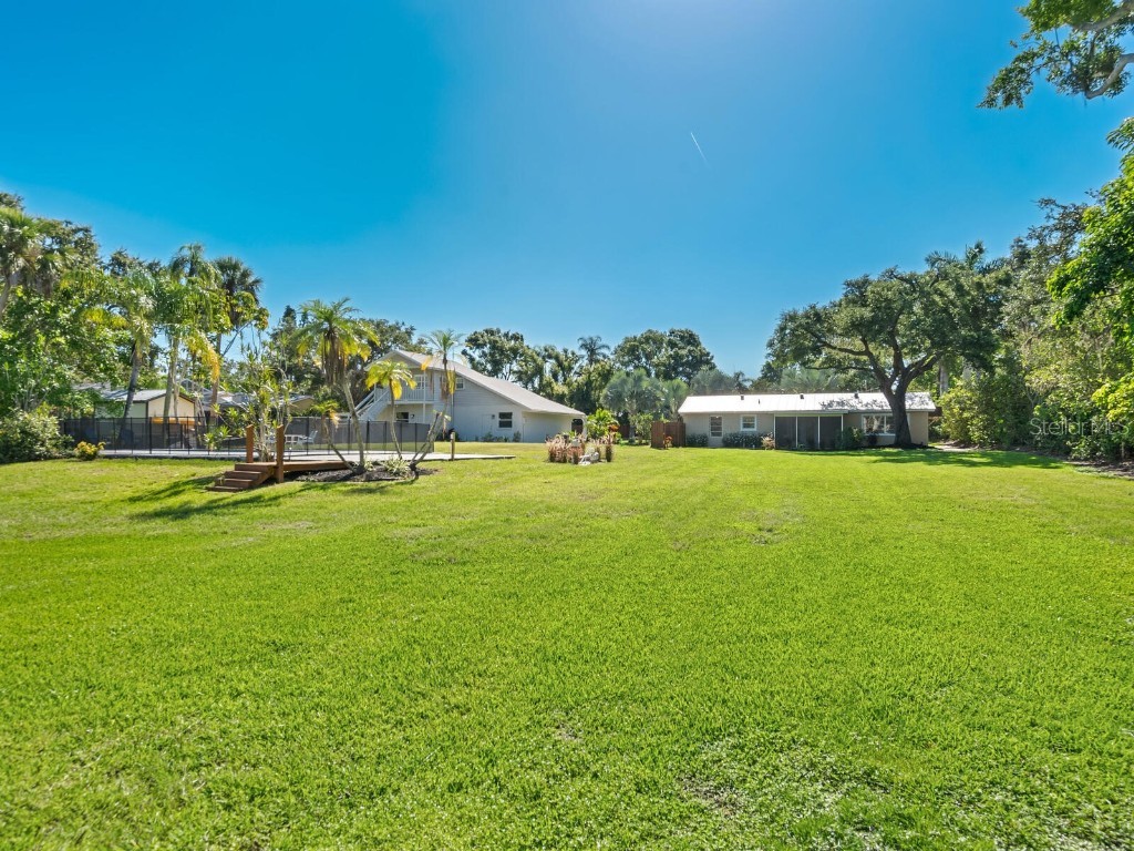 2506 Wilkinson Road Sarasota FL 34231 - PHILLIPPI CREEK A4658788 image1