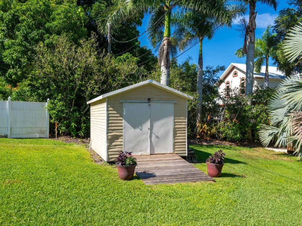 2506 Wilkinson Road Sarasota FL 34231 - PHILLIPPI CREEK A4658788 image11