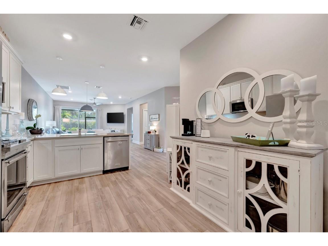 25069 Pearl Lake Circle Englewood FL 34223 N6138769 image7