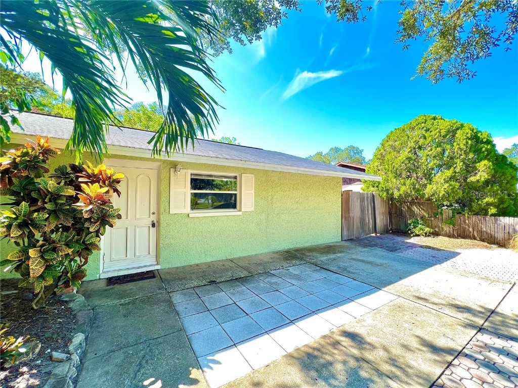 2507 49th Street S Gulfport FL 33707 U8213603 image1