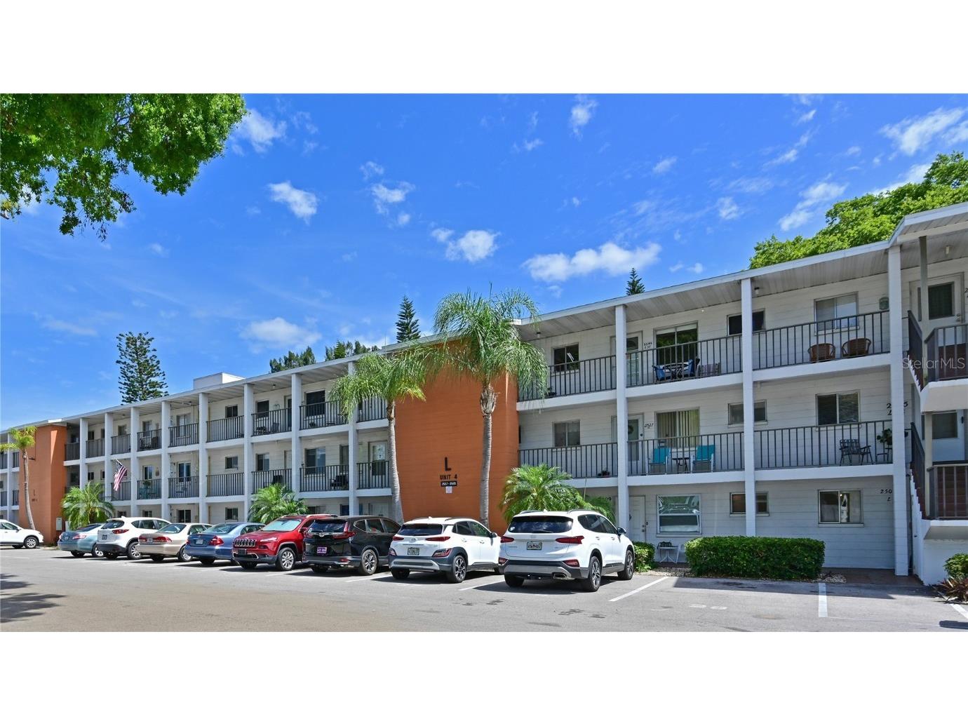 2507 60th Avenue W #L8 Bradenton FL 34207 A4566842 image1