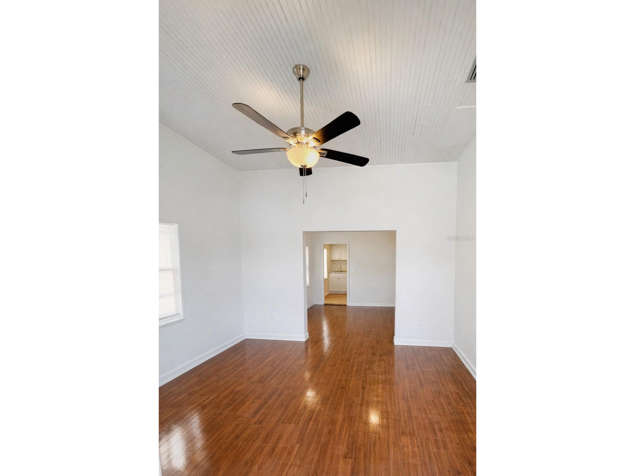 2507 Armenia Tampa FL 33607 TB8482896 image2