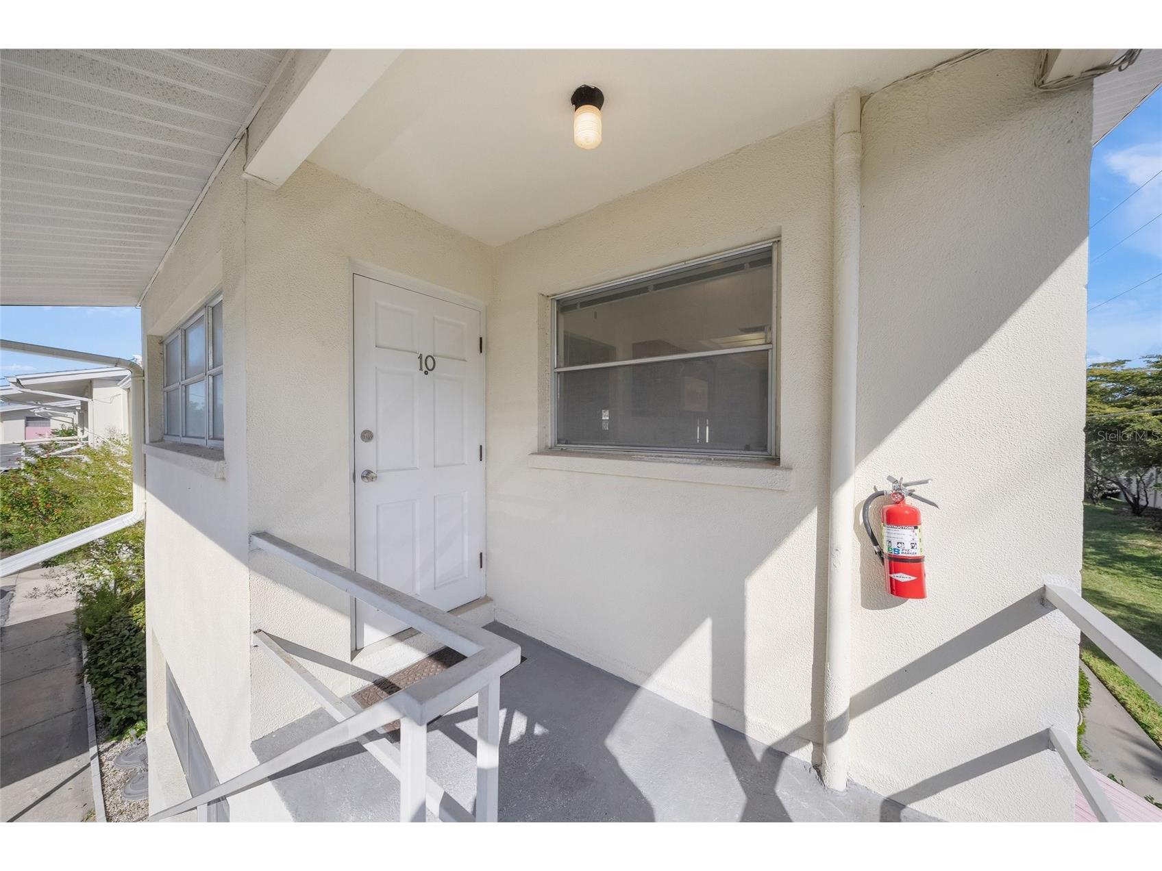 2507 Beneva Road #10 Sarasota FL 34232 A4679145 image3