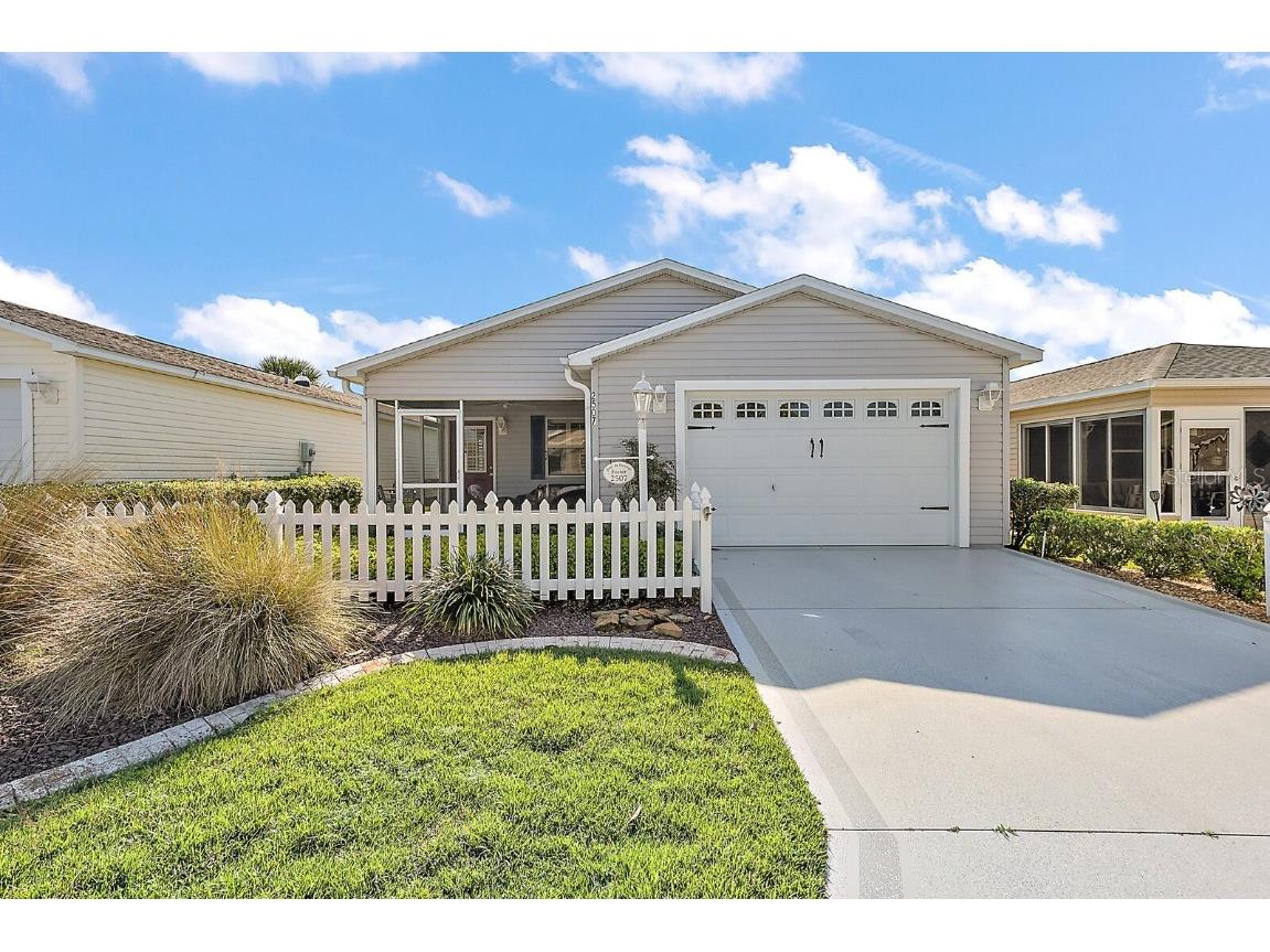 2507 Birch Avenue The Villages FL 32162 G5066130 image1