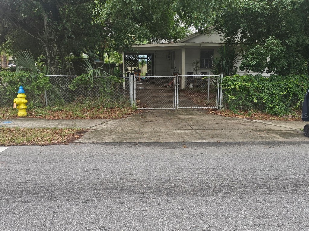 2507 E Linebaugh Avenue Tampa FL 33612 TB8385172 image1