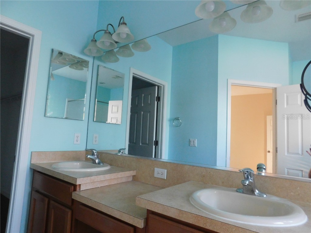 2507 Hobblebrush Drive North Port FL 34289 TB8435324 image11