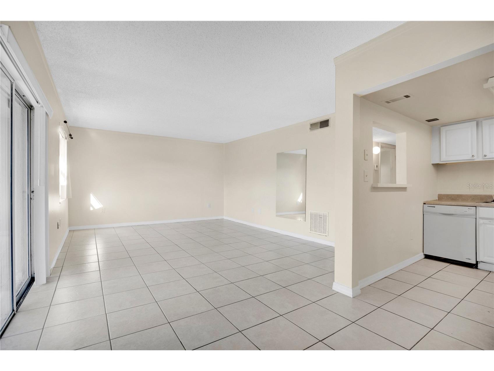 2507 N Alafaya Trail #10 Orlando FL 32826 O6390224 image8