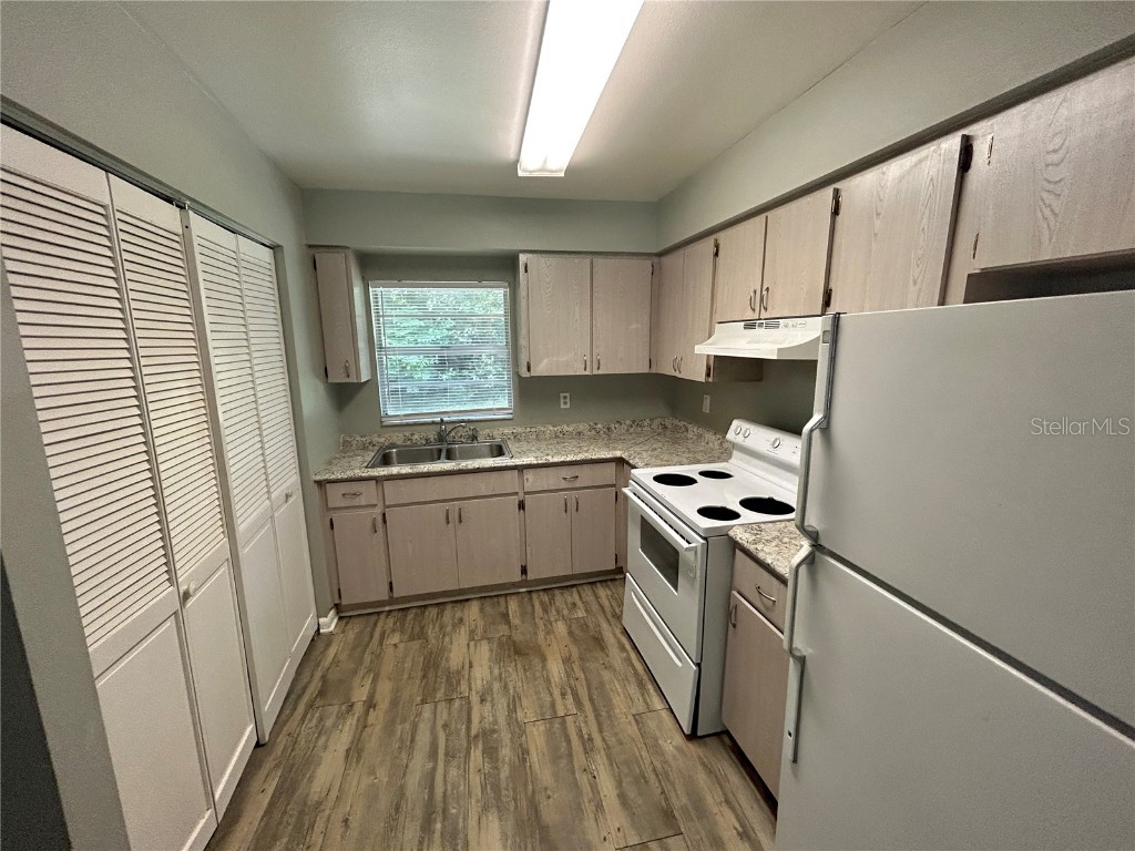 2507 S Lenna Avenue Seffner FL 33584 TB8446351 image9