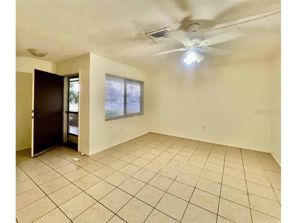 2507 Terry Lane Sarasota FL 34231 A4674329 image2