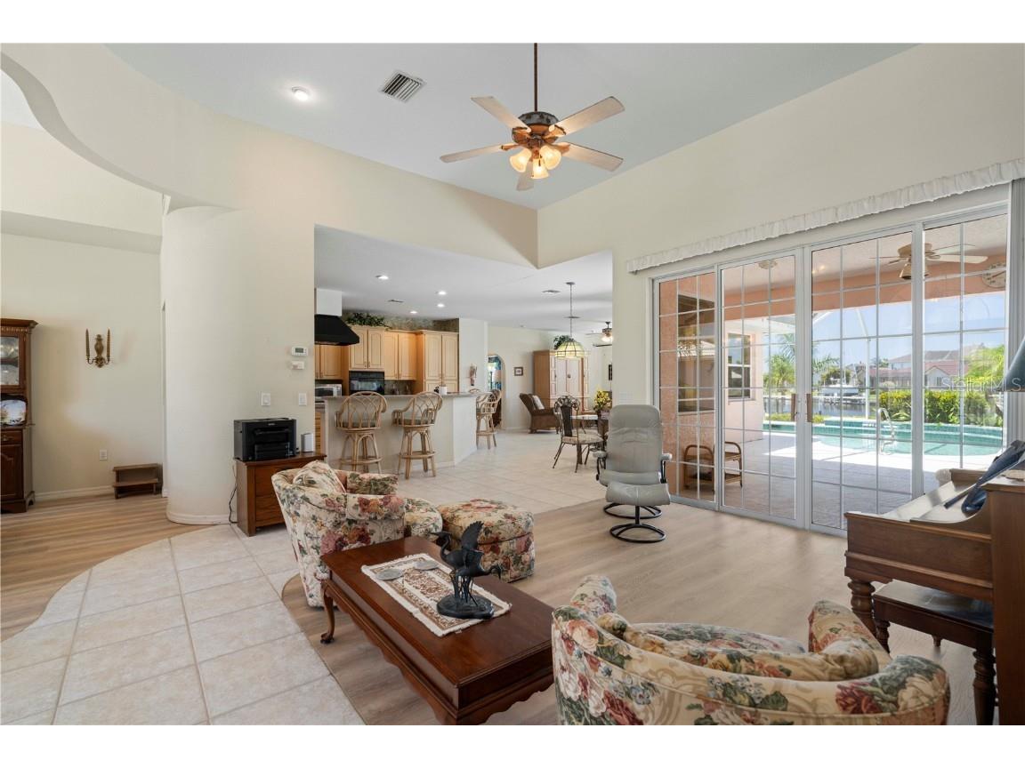 2507 Via Veneto Drive Punta Gorda FL 33950 C7500227 image3