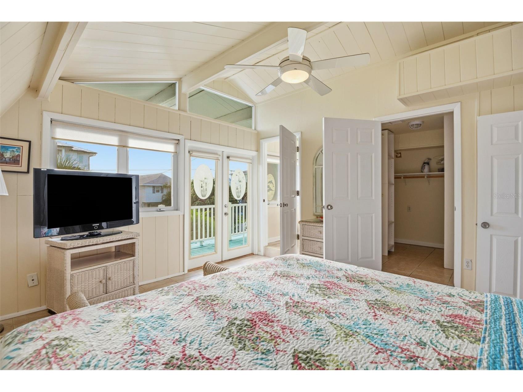 2508 Avenue B Bradenton Beach FL 34217 TB8496107 image20