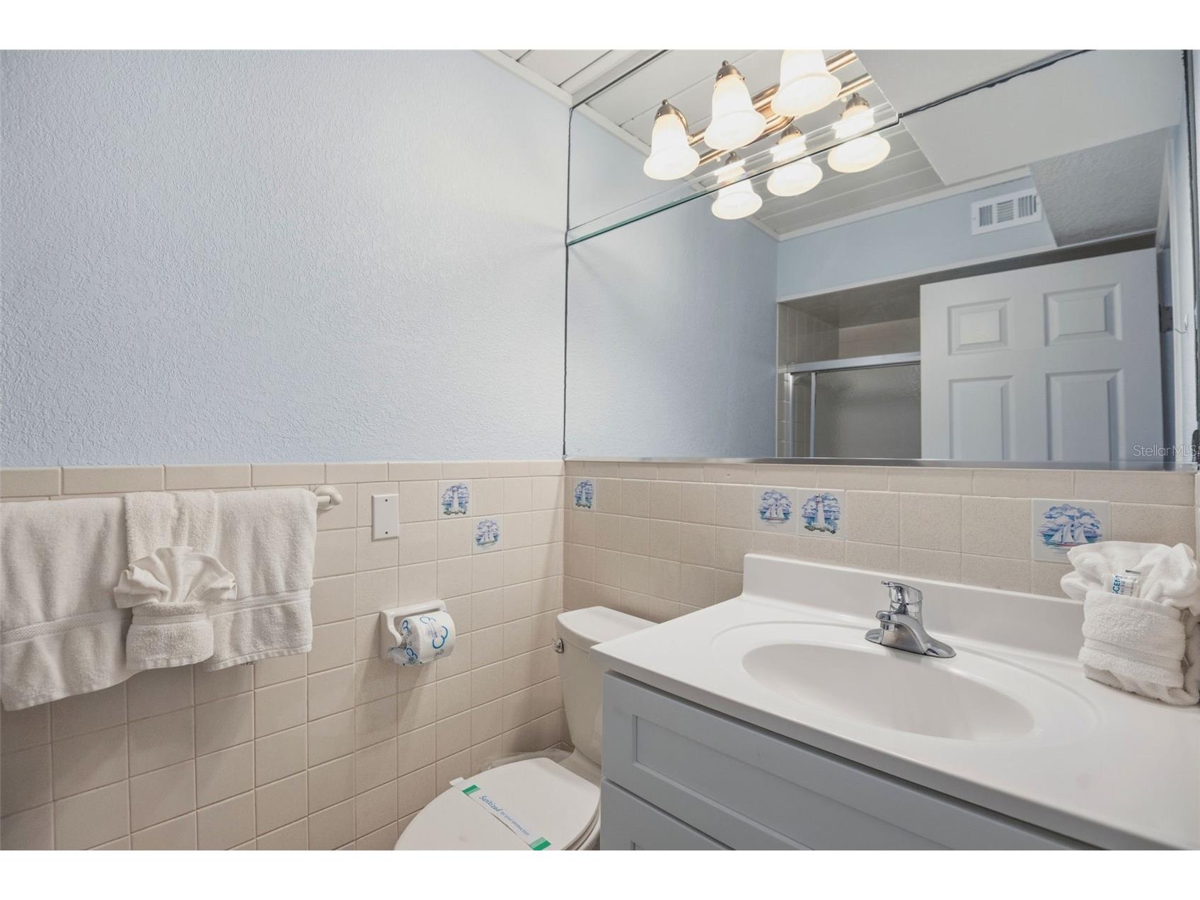 2508 Avenue B Bradenton Beach FL 34217 TB8496107 image22