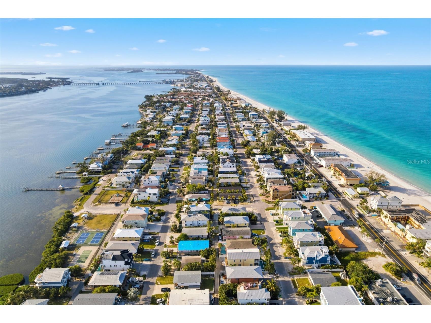 2508 Avenue B Bradenton Beach FL 34217 TB8496107 image3