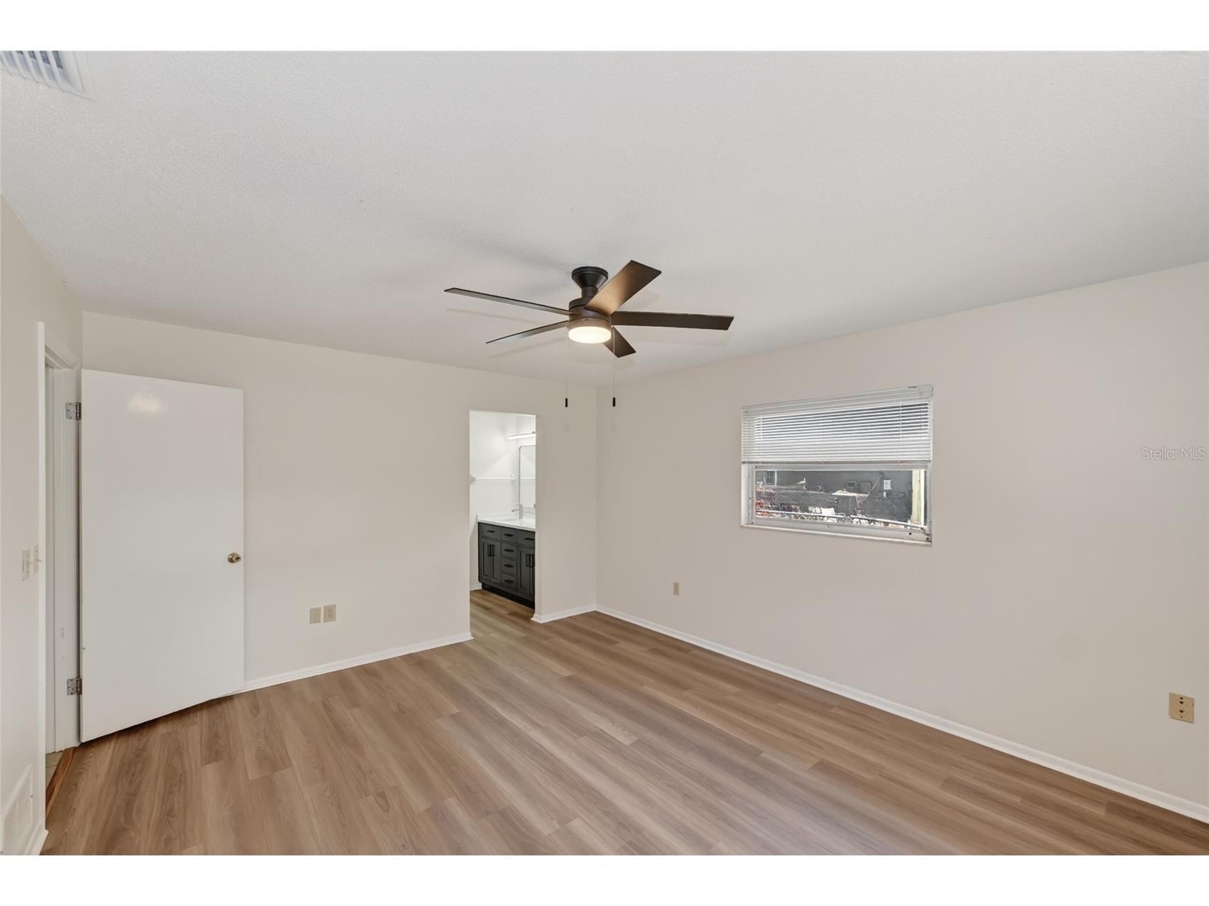 2508 Cardwell Way Sarasota FL 34231 A4695158 image3