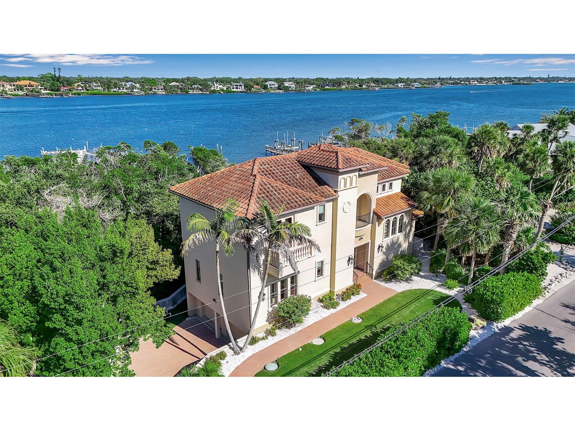2508 Casey Key Road Nokomis FL 34275 - BLACKBURN BAY A4687202 image1